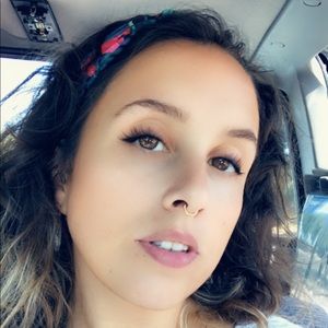 Meet your Posher, Vanessa